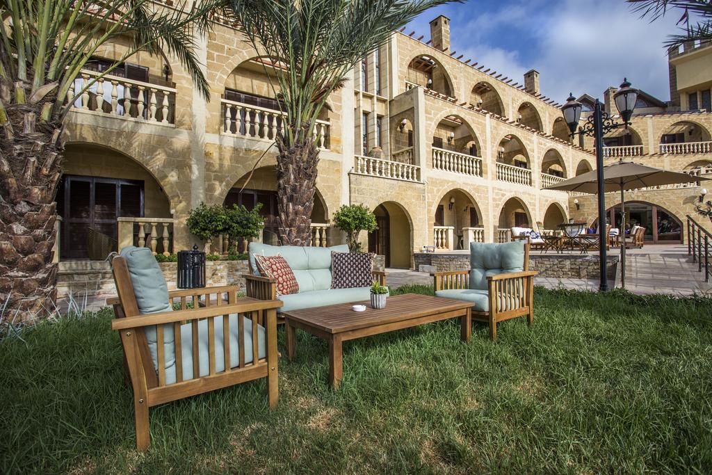 Le Chateau Lambousa Lapithos  Luaran gambar