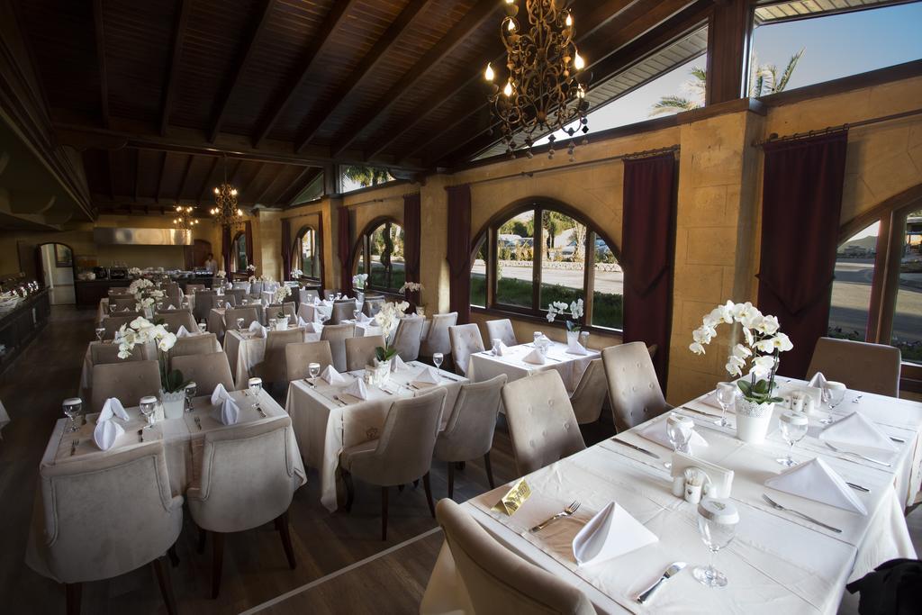 Le Chateau Lambousa Lapithos  Luaran gambar